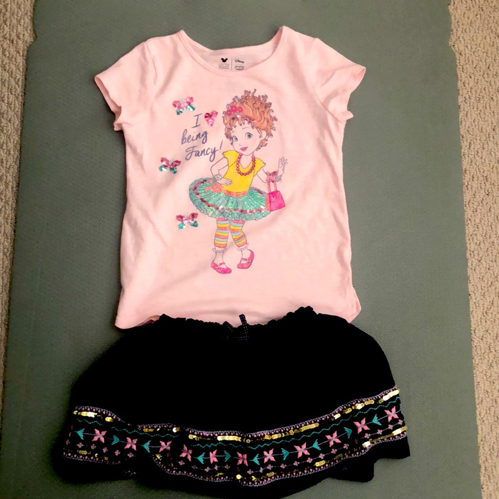 Disney girls Fancy Nancy set size 6